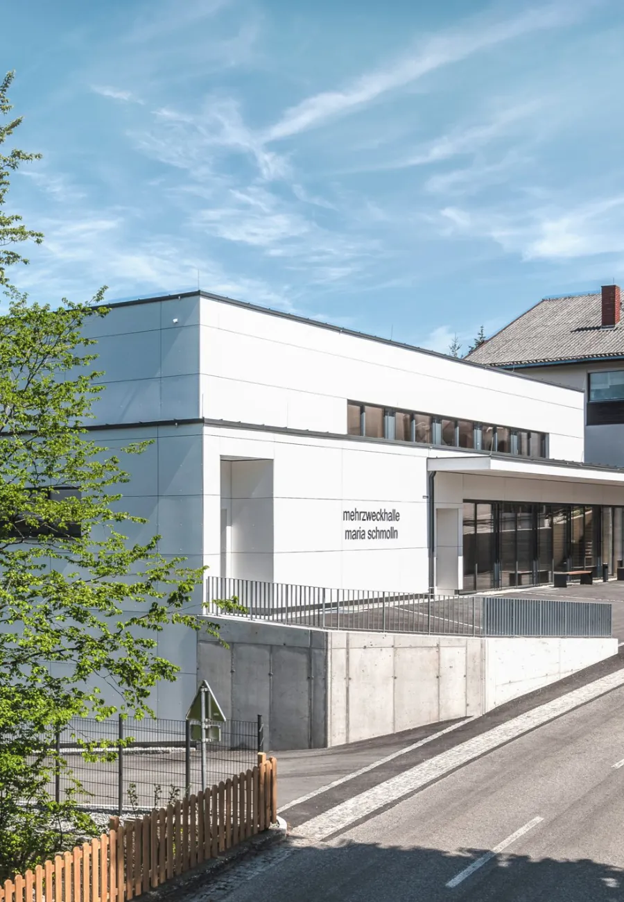 Gemeindeamt und Mehrzweckhalle Maria Schmolln - Gemeindeamt und Mehrzweckhalle Maria Schmolln